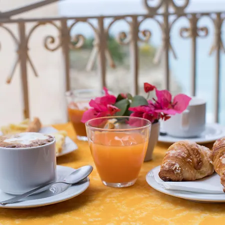 Blu Maison Bed & Breakfast