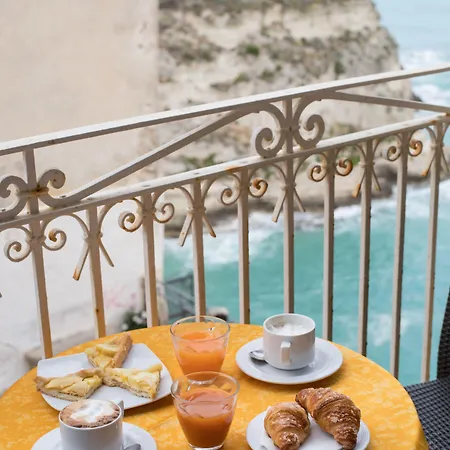 Blu Maison Bed & Breakfast 4*