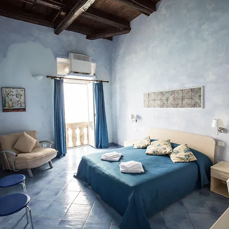 Blu Maison Bed & Breakfast